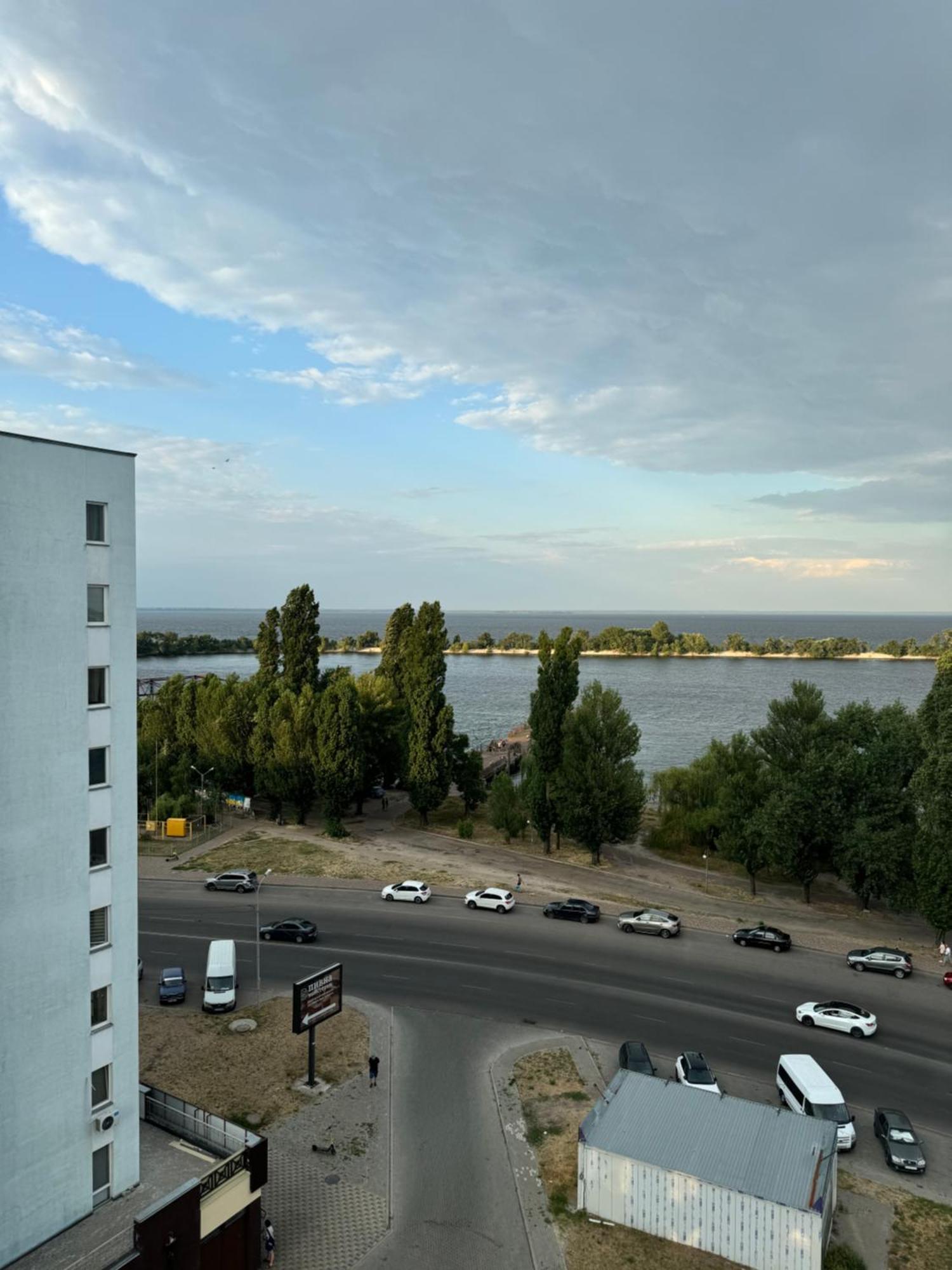 Двухкомнатная квартира возле Днепра! Черкассы Экстерьер фото